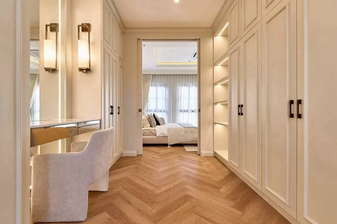 บ้านหรูสไตล์ Modern Luxury เป็นส่วนตัว บรรยากาศสงบ