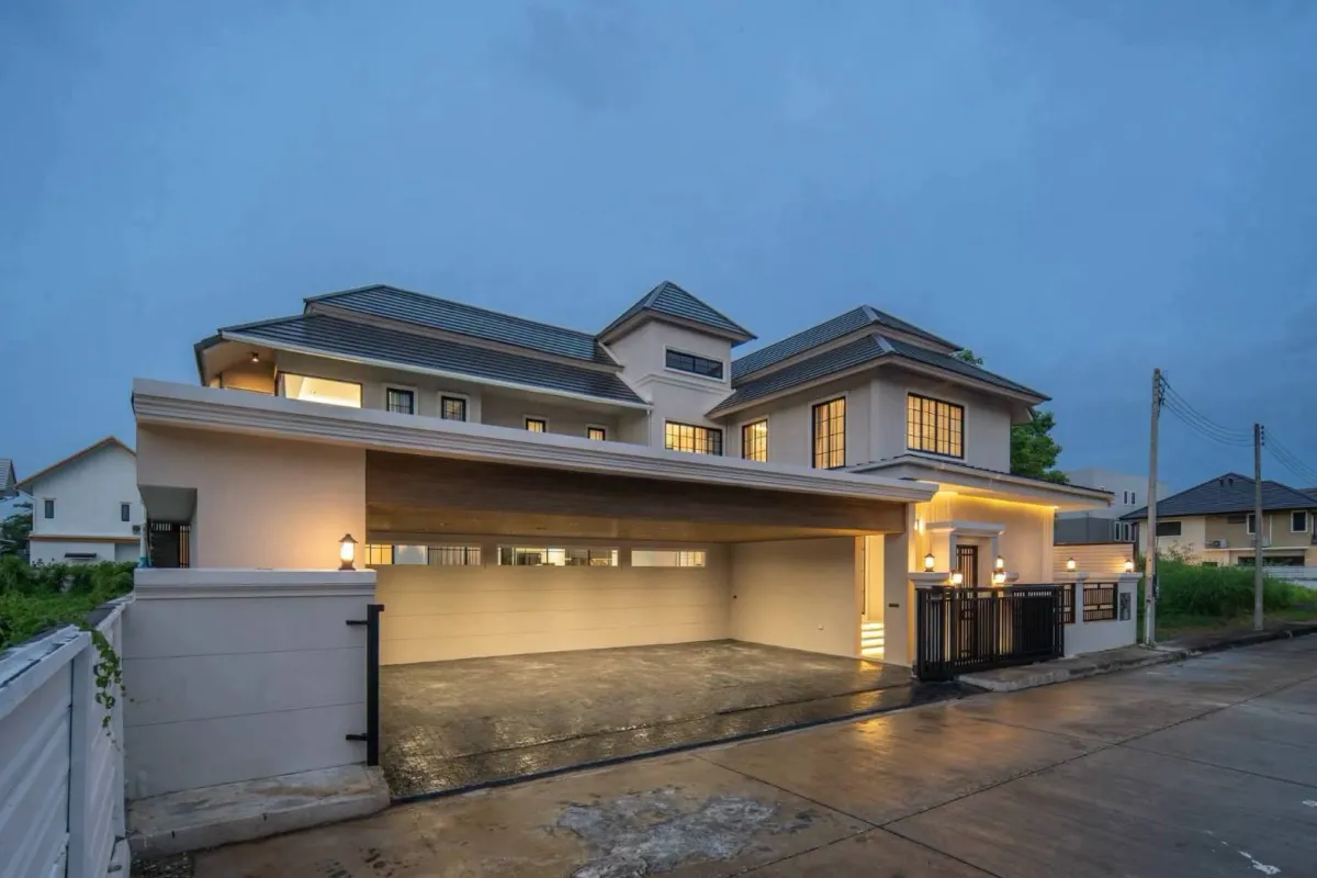 Luxury pool villa 22.9 ล้าน พิมุกต์ สันทราย