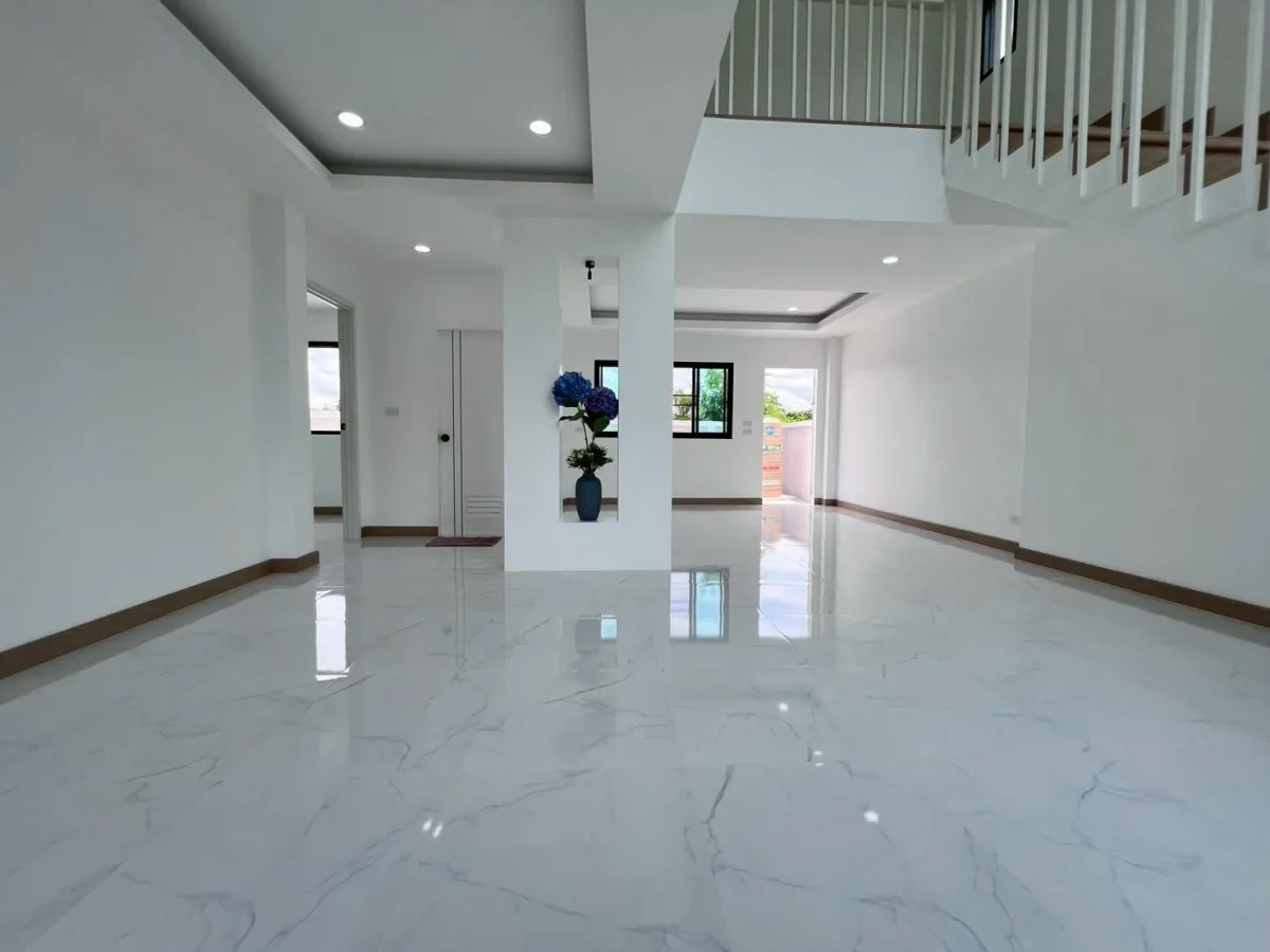 ขาย 4.29 ล้าน ท่าศาลา บ้านสร้างใหม่ 2 ชั้น พร้อมเข้าอยู่