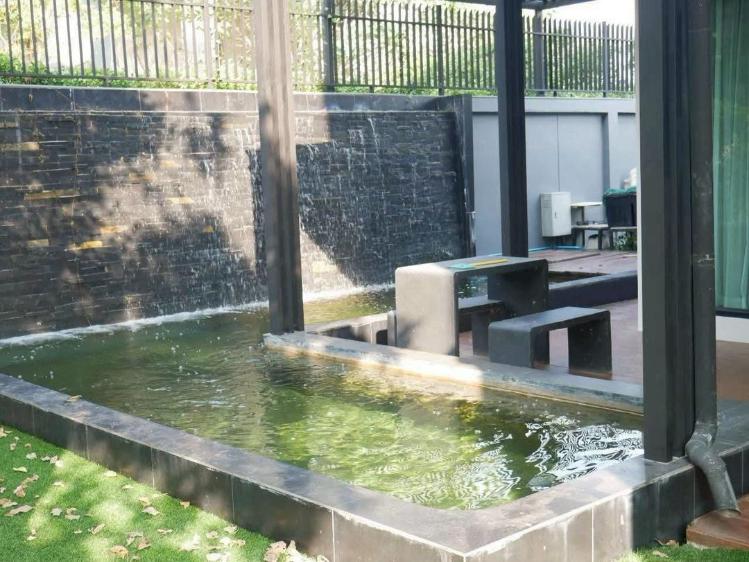 ให้เช่า 98,000 บาท ขายขาดทุน 25.9 ล้าน​ 115 ตรว. บ้านเดี่ยว 3 ชั้น Luxury โซนสันทราย บ้านในโครงการคุณภาพ ทันสมัย โดดเด่น ติดถนนใหญ่ ทำเลดีที่สุดในเชียงใหม่