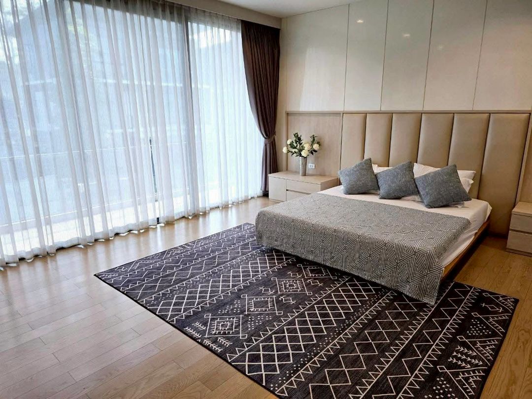 ให้เช่า 98,000 บาท ขายขาดทุน 25.9 ล้าน​ 115 ตรว. บ้านเดี่ยว 3 ชั้น Luxury โซนสันทราย บ้านในโครงการคุณภาพ ทันสมัย โดดเด่น ติดถนนใหญ่ ทำเลดีที่สุดในเชียงใหม่