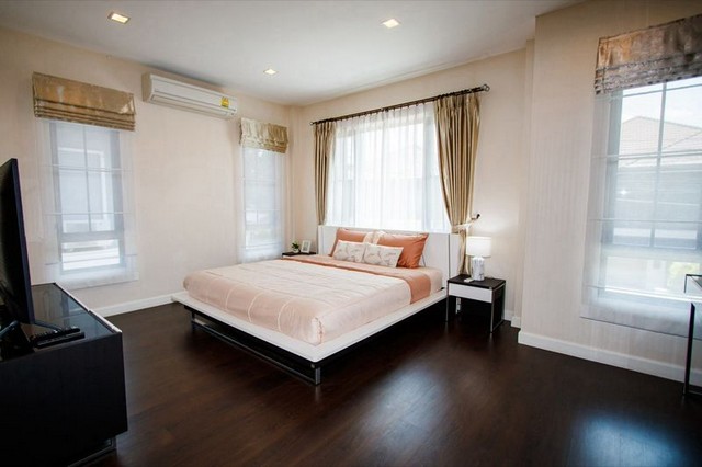 ราคาขาย 7,594,574 บาท เศรษฐสิริ สันทราย บ้านดีไซน์ทันสมัย สวยงามแบบล้านนา พร้อมเข้าอยู่ทันที!