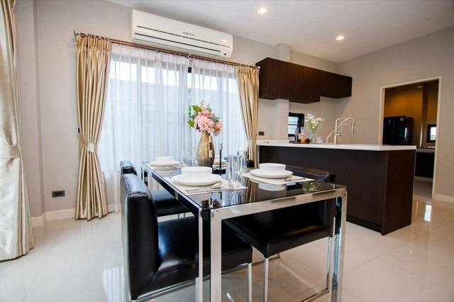 ราคาขาย 7,594,574 บาท เศรษฐสิริ สันทราย บ้านดีไซน์ทันสมัย สวยงามแบบล้านนา พร้อมเข้าอยู่ทันที!