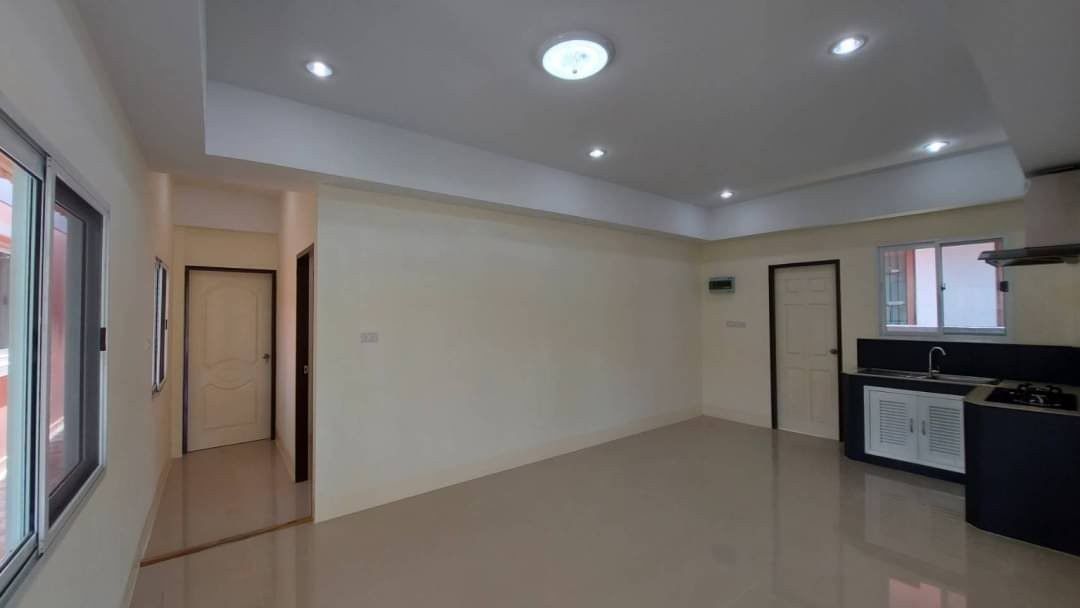 โซนแม่เหียะ ให้เช่า 18,500 บาท/เดือน เนื้อที่ 73 ตรว.​ บ้านมี 2 หลัง หลังบิ๊กซีแม่เหียะ ใกล้สนามบิน