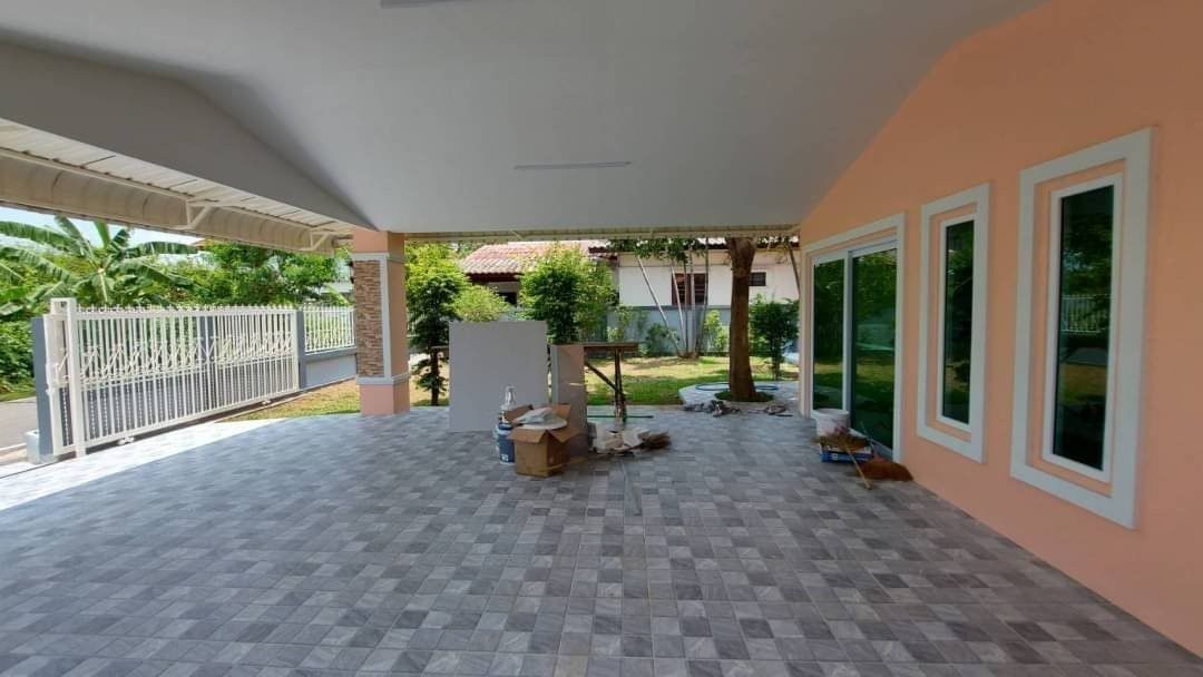 โซนแม่เหียะ ให้เช่า 18,500 บาท/เดือน เนื้อที่ 73 ตรว.​ บ้านมี 2 หลัง หลังบิ๊กซีแม่เหียะ ใกล้สนามบิน