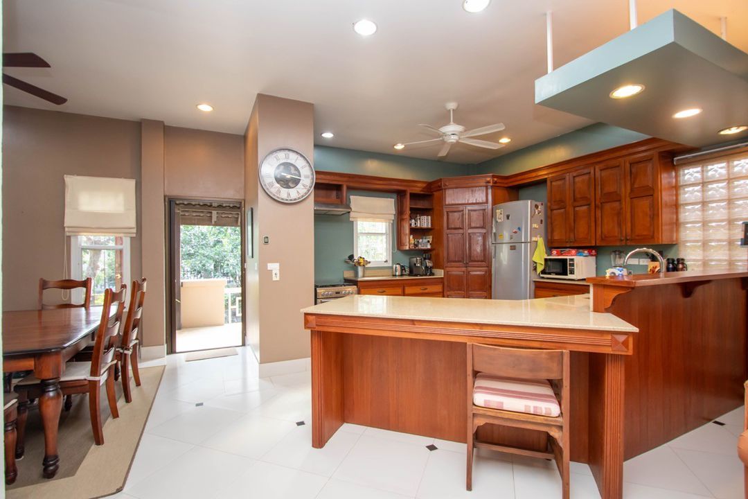 โซนหางดง ขาย 6.5 ล้าน 134 ตรว. เวิลด์คลับแลนด์ หนองควาย บ้านชั้นเดียว มีสวนกลางบ้าน เดินทางสะดวกสบาย