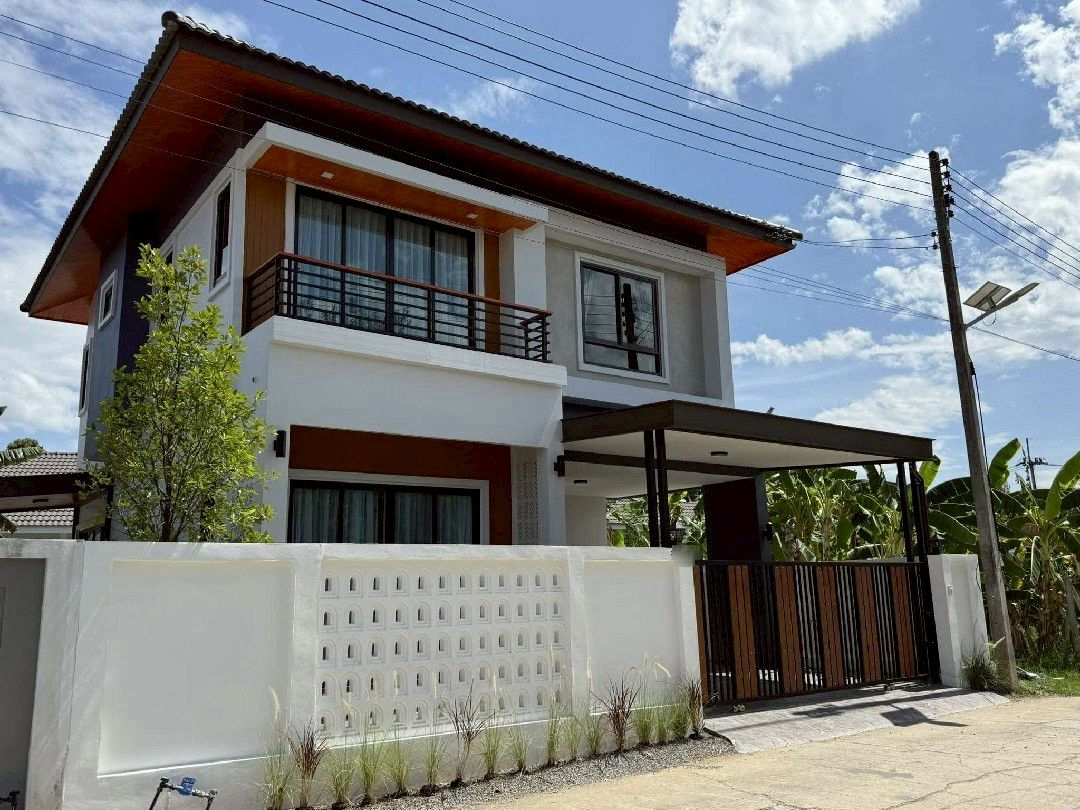 ราคาพิเศษเพียง 3.9 ล้าน หางดง บ้านสร้างใหม่ สไตล์โมเดิร์น ทำเลดี ใกล้เมือง