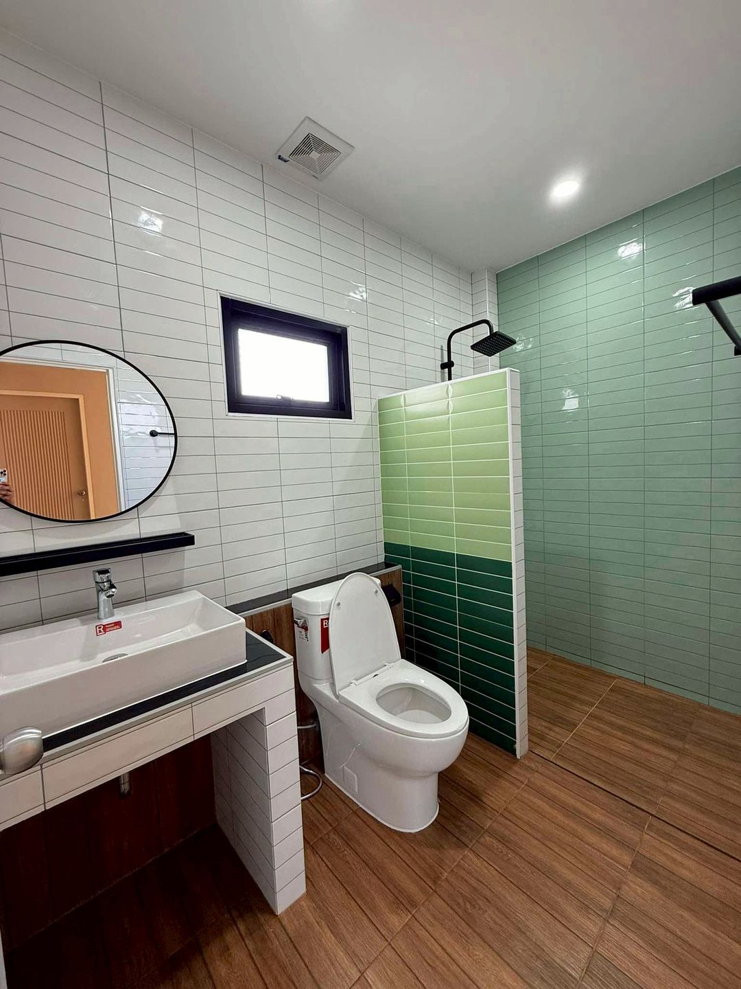 ราคาพิเศษเพียง 3.9 ล้าน หางดง บ้านสร้างใหม่ สไตล์โมเดิร์น ทำเลดี ใกล้เมือง