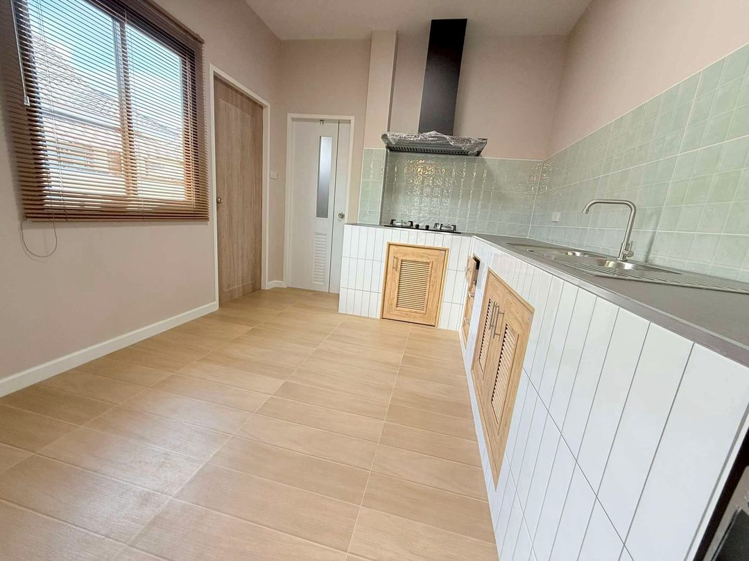 ราคาพิเศษเพียง 3.9 ล้าน หางดง บ้านสร้างใหม่ สไตล์โมเดิร์น ทำเลดี ใกล้เมือง